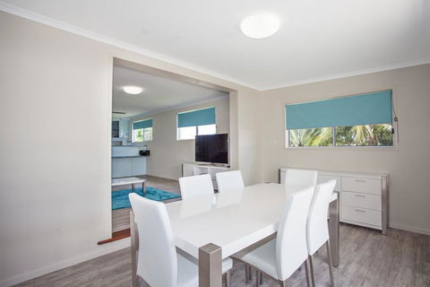 City Beach Holiday House - Darwin Holiday 1