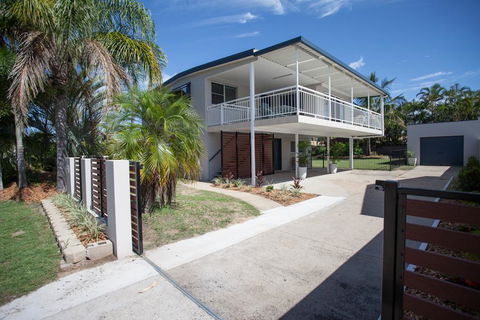City Beach Holiday House - Darwin Holiday 0