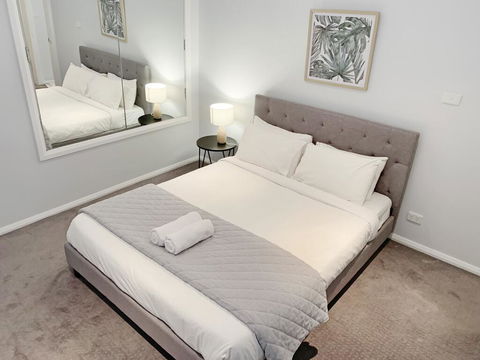 City Center - Modern 2-Bedroom Apartment - Darwin Holiday 1