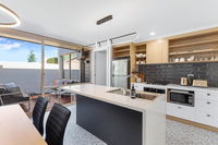 City Courtyard Apartment