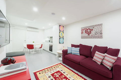 City Stay, Darling Harbour, Sydney - Darwin Holiday 1