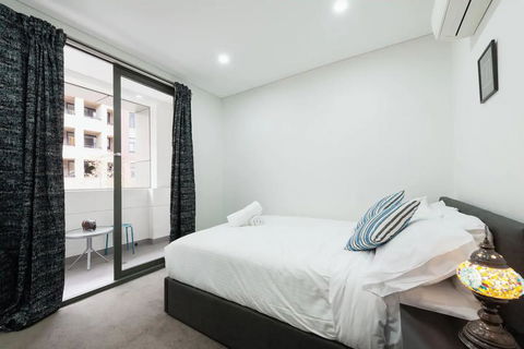 City Stay, Darling Harbour, Sydney - Darwin Holiday 2