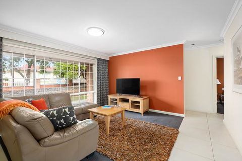 City Two Apartment - Darwin Holiday 3