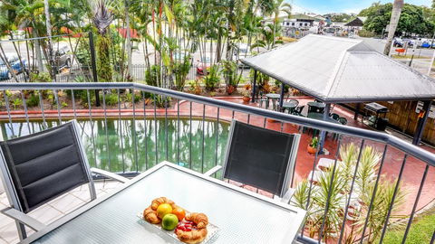 Citysider Cairns Holiday Apartments - Darwin Holiday 1