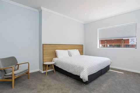 Civic Apartments - Darwin Holiday 1