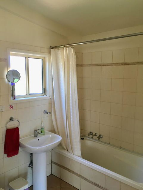 Clandulla Cottages & Farmstay - Darwin Holiday 3