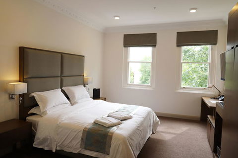 Clarendon Hotel Melbourne - Darwin Holiday 2