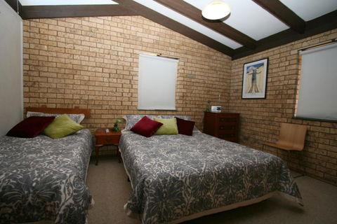 Clearview 2/8 Bogong Street - Darwin Holiday 1