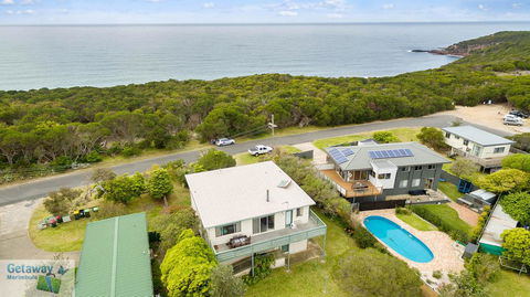 Cliffhanger - Pet Friendly - Darwin Holiday 2