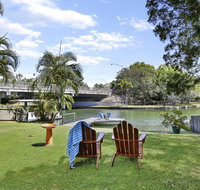 Clouds End - Darwin Holiday