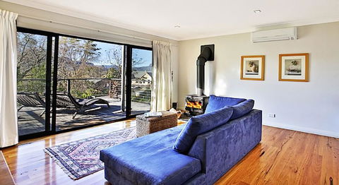 Cloudsong Chalet 1 - Close To The Village Centre! - Darwin Holiday 3