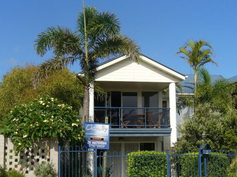 Clovelly Beach Townhouse - Darwin Holiday 1
