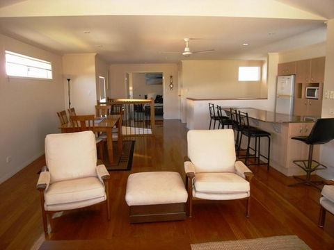 Clovelly Beach Townhouse - Darwin Holiday 2