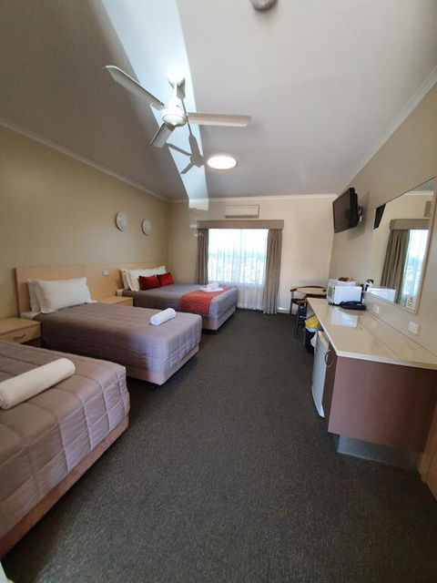 Club Motor Inn - Darwin Holiday 1