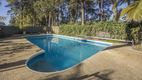 Clyde Studio 53, Mollymook - Darwin Holiday 1