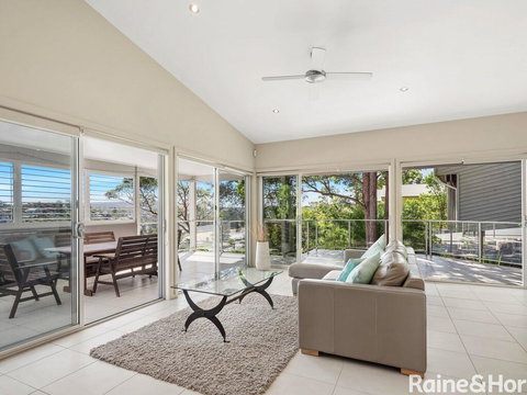 Coast - 3/42 Avoca Drive, Avoca Beach - Darwin Holiday 0