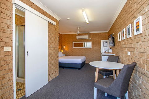 Coast Inn Motel - Darwin Holiday 2