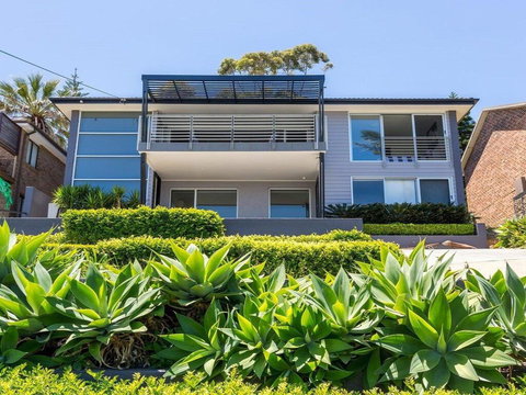 Coastal Calm - Relax, Revive, Rejuvenate - Darwin Holiday 0