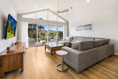 Coastal Living - Darwin Holiday 1