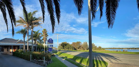 Coastal Waters Motor Inn - Darwin Holiday 1