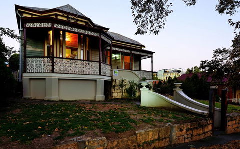 Cobb & Co House, Bha - Darwin Holiday 1