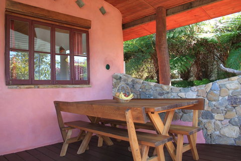 Cobhearthome - Darwin Holiday 3