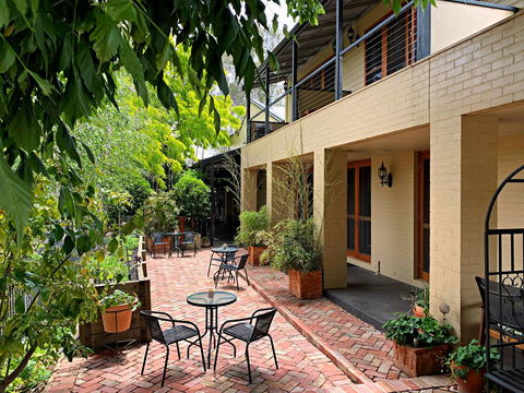 CocknBull Boutique Hotel Echuca - Darwin Holiday 1
