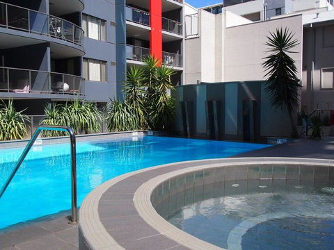 Code Apartment - Darwin Holiday 1