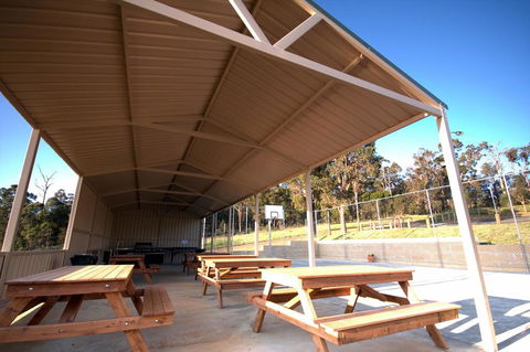 Collie Hills Accommodation Village - Darwin Holiday 1