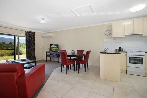 Colonial Inn Guest Rooms - Darwin Holiday 0