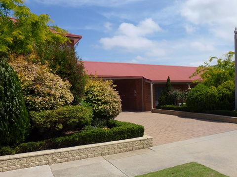 Colonial Motor Inn Bairnsdale Golden Chain Property - Darwin Holiday 2