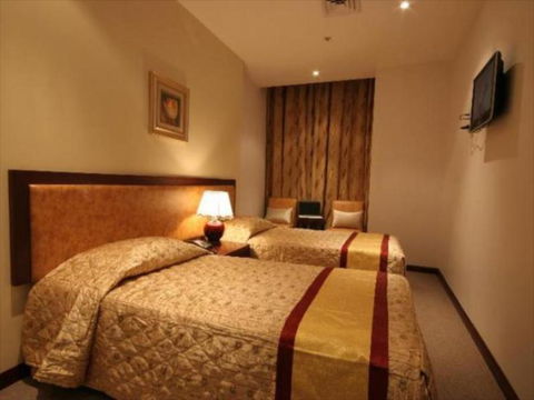Comfort Hotel Sydney City (formerly City Lodge Hotel) - Darwin Holiday 3
