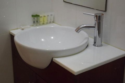 Comfort Hotel Sydney City (formerly City Lodge Hotel) - Darwin Holiday 1