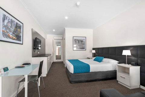 Comfort Inn & Suites Manhattan - Darwin Holiday 0