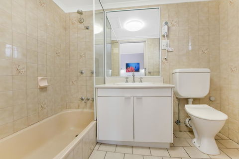 Comfort Inn Cairns City - Darwin Holiday 3