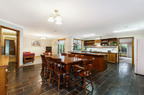 Comfort On Conns - Darwin Holiday 1