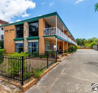 Comfy Ground Floor Unit opposite waterfront Welsby Pde Bongaree - Darwin Holiday