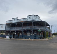 Commercial Hotel Curlewis - Darwin Holiday