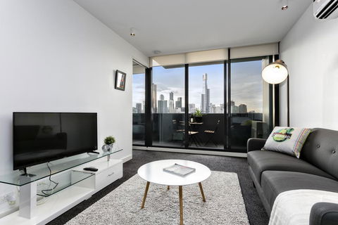 COMPLETE HOST Coventry St Apartments - Darwin Holiday 1