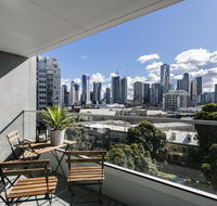 Complete Host Domain Apartments - Darwin Holiday