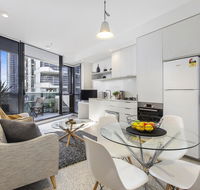 Complete Host SEE Apartments - Darwin Holiday