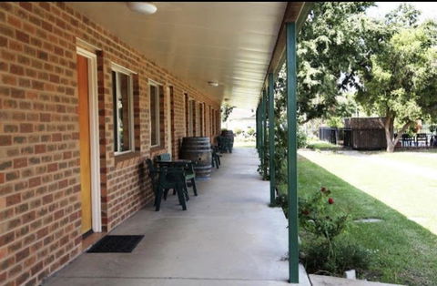 Condobolin Motor Inn - Darwin Holiday 1