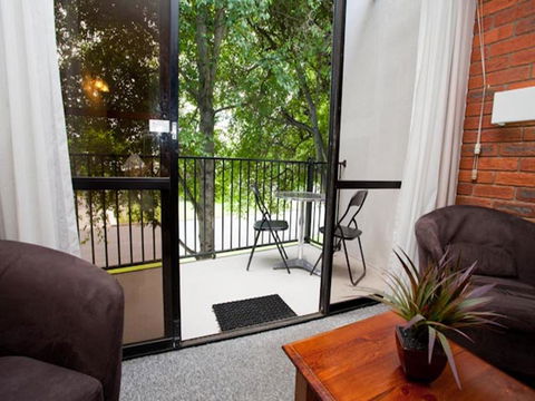Connells Motel & Serviced Apartments - Darwin Holiday 0