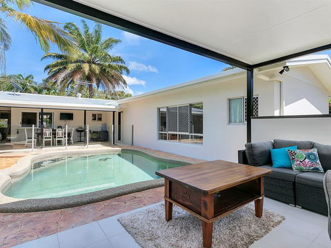 Connemara Beachside Cottage - Darwin Holiday 0