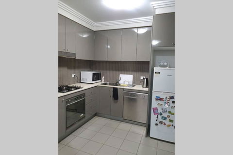 Convenient One Bedroom Apartment Close To City - Darwin Holiday 2