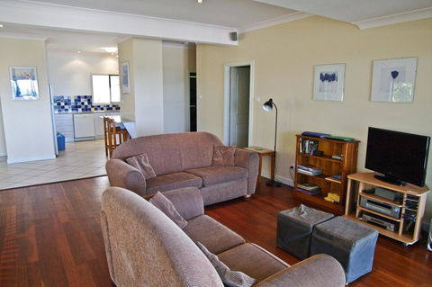 Cooinda, 17 Dulconghi Street - Darwin Holiday 0