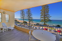 Coolum Baywatch Luxury Style Penthouse Linen Included WIFI 500 Bond