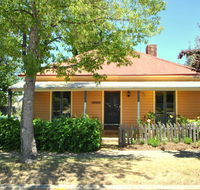 Cooma Cottage - Darwin Holiday