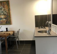 Coonawarra Cabins Unit A - Darwin Holiday