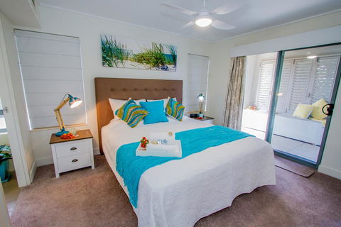 Coral Sands - Darwin Holiday 1